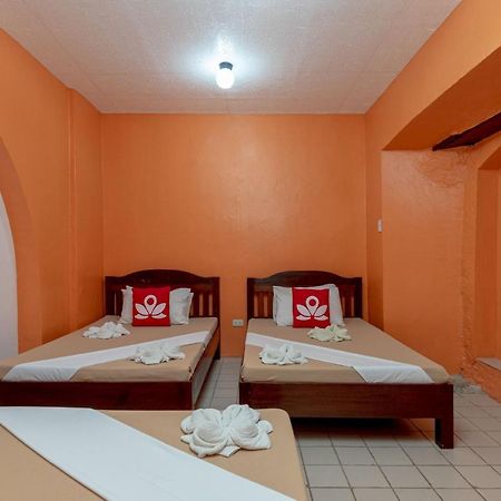 Zen Rooms Calle Crisologo فيغان المظهر الخارجي الصورة