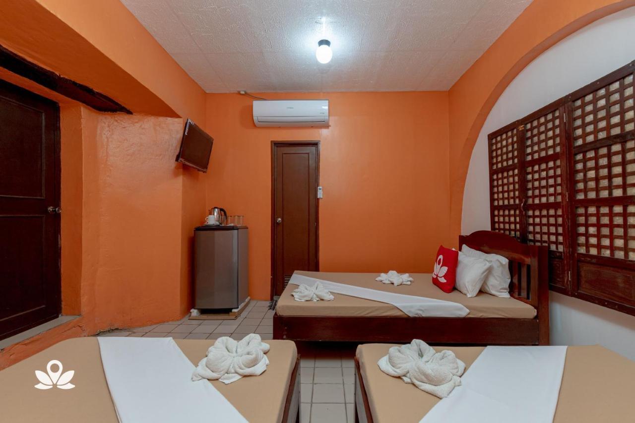 Zen Rooms Calle Crisologo فيغان المظهر الخارجي الصورة